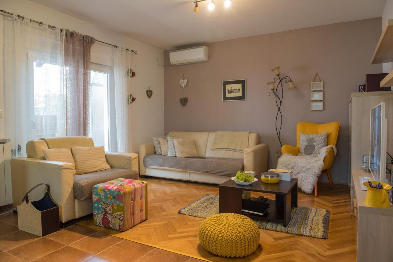 City Apartment Magdalena 扎达尔 外观 照片